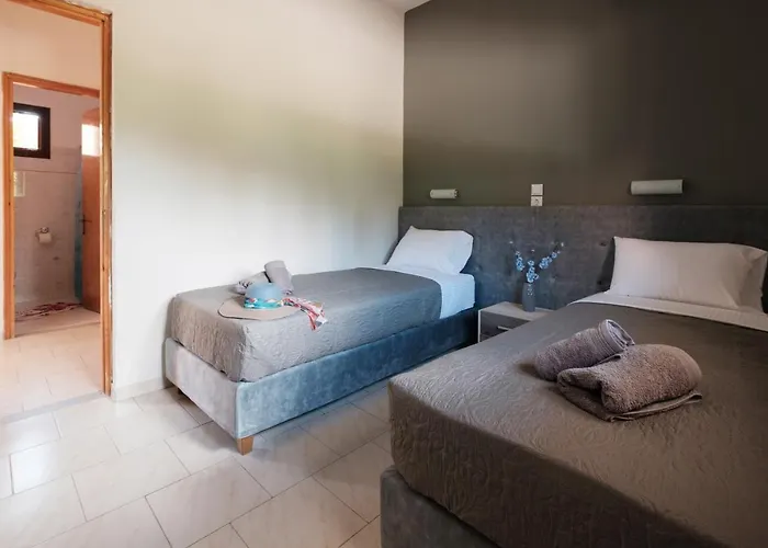 Apartment Mouzakitis 3 *