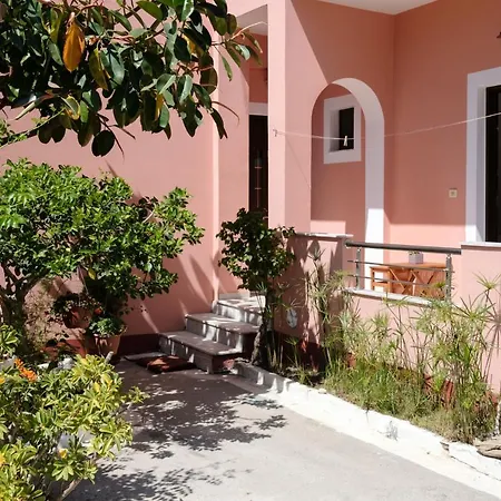 Mouzakitis 3 * Αρίλλας