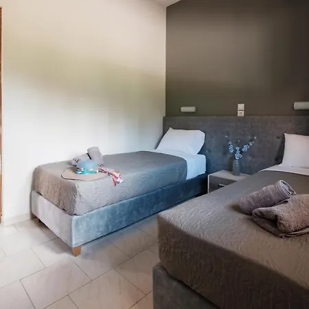 شقة Mouzakitis 3 *